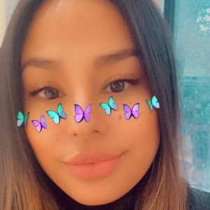 Meet your Posher, Camille